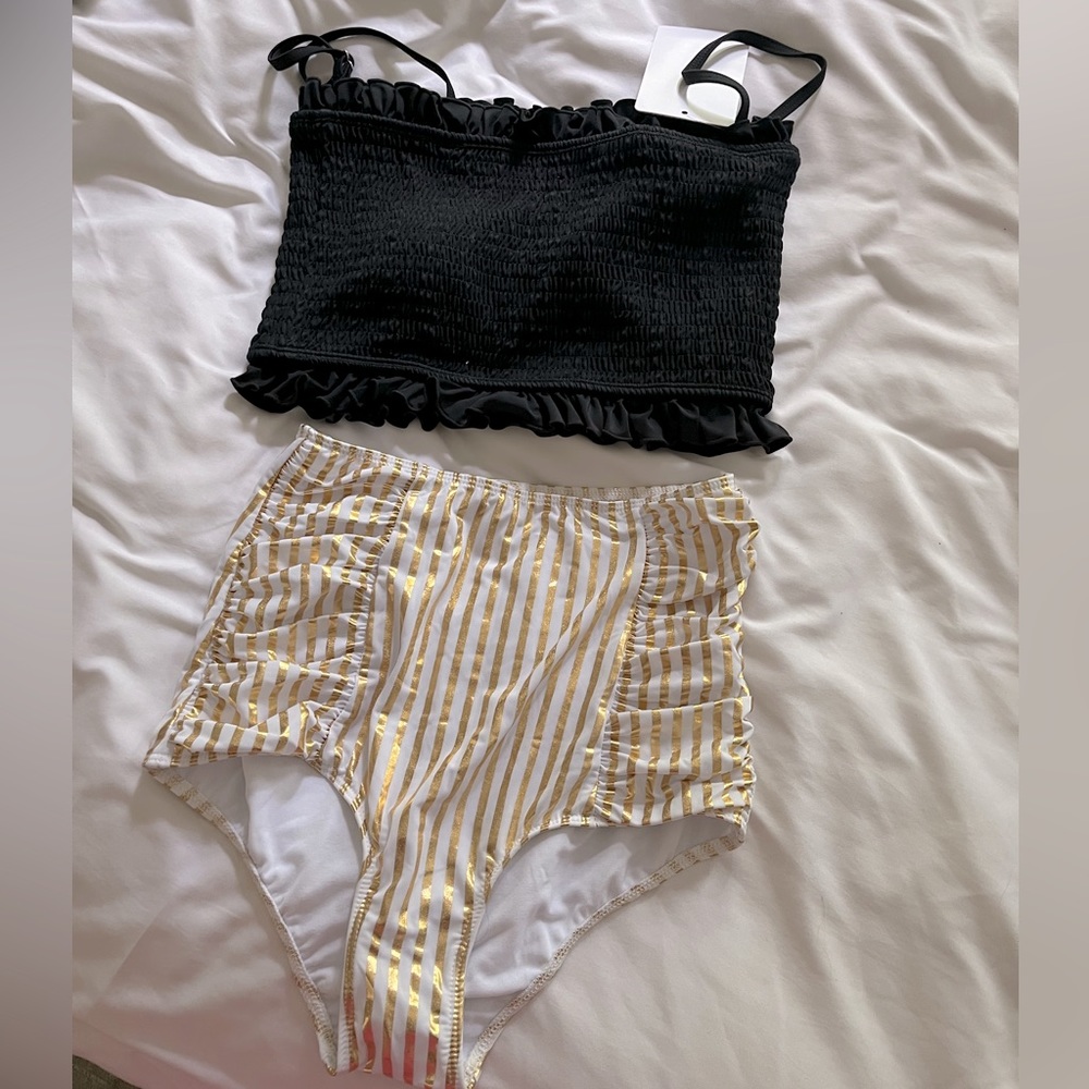 Kortni Jeane swimsuit